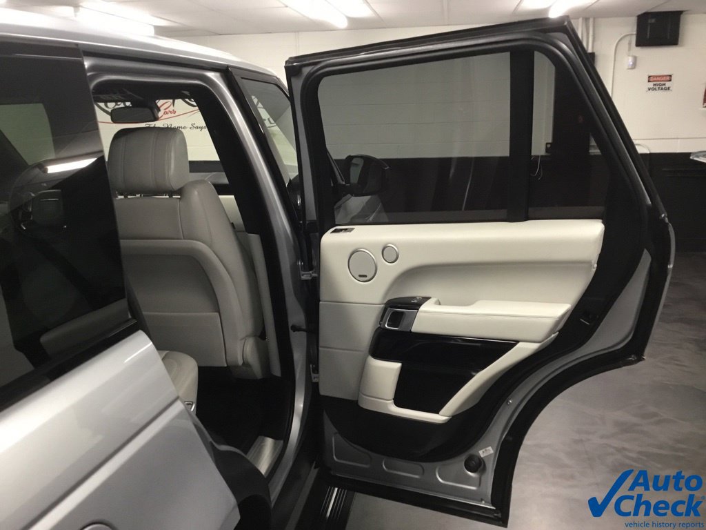 Used 2016 Land Rover Range Rover HSE AWD/4WD image 36