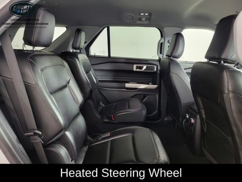 Used 2021 Ford Explorer XLT w/ Equipment Group 202A AWD/4WD image 19
