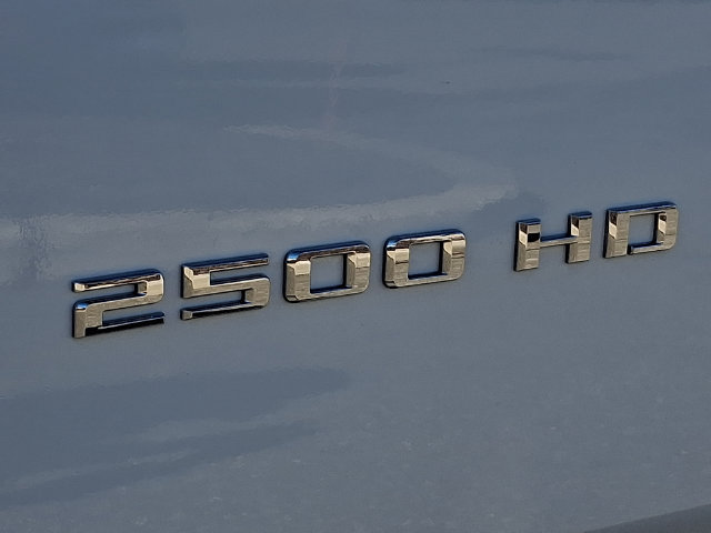 Used 2022 Chevrolet Silverado 2500 LT AWD/4WD image 32