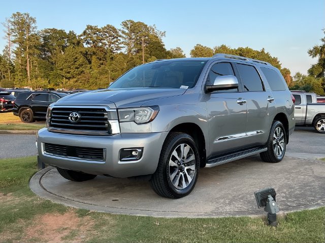 Used 2019 Toyota Sequoia Limited w/ Safety & Convenience Package AWD/4WD image 3
