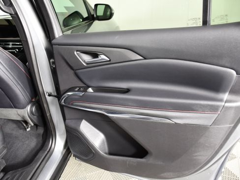 Used 2025 Chevrolet Traverse Z71 image 41