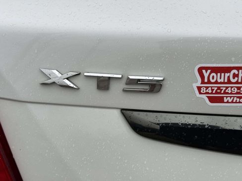 Used 2017 Cadillac XT5 Platinum w/ Driver Assist Package image 34