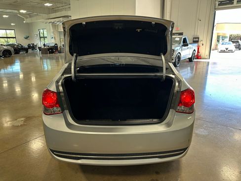 Used 2015 Chevrolet Cruze LTZ w/ Sun, Sound and Sport Package image 38