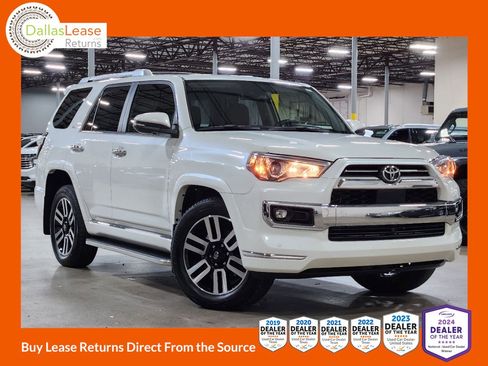 Used 2023 Toyota 4Runner Limited image 1