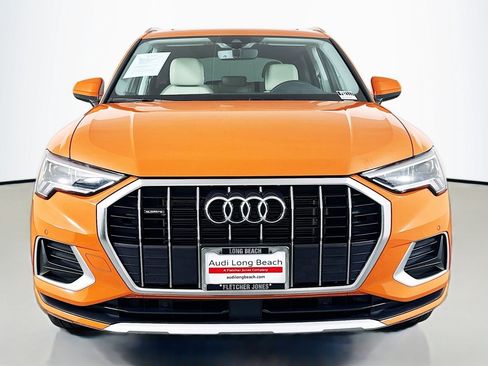 Used 2024 Audi Q3 2.0T Premium w/ Convenience Package AWD/4WD image 2
