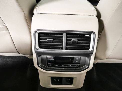 Certified 2024 Volkswagen Atlas SEL Premium R-Line AWD/4WD image 22