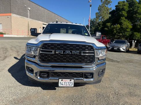 Used 2024 RAM 3500 Big Horn AWD/4WD image 8