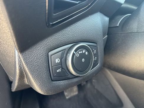 Used 2018 Ford Escape Titanium w/ Ford Safe & Smart Package image 20