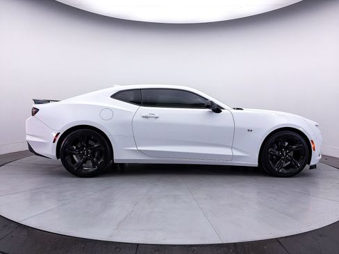 Used 2020 Chevrolet Camaro SS RWD image 38