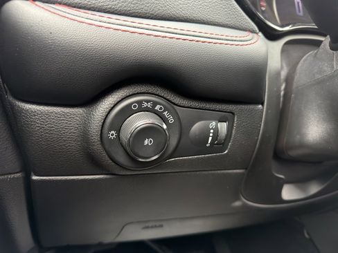 Used 2023 Dodge Durango GT image 44