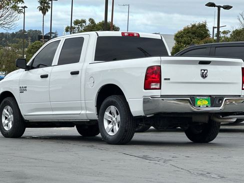 Used 2022 RAM 1500 Classic SLT RWD image 7