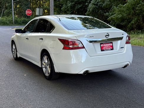 Used 2013 Nissan Altima 2.5 SV FWD image 9