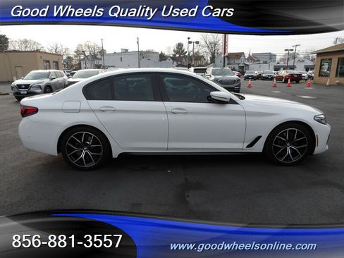 Used 2022 BMW 540i xDrive w/ M Sport Package image 4