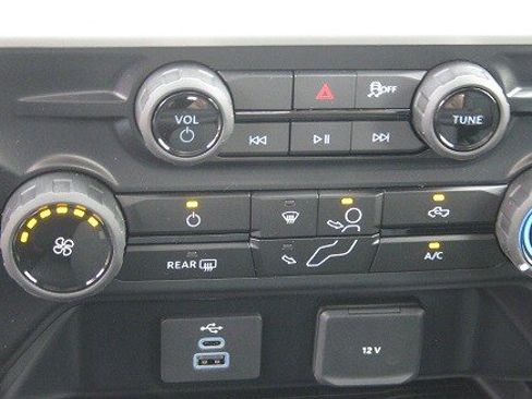 New 2026 Ford F350 XLT w/ Camper Package AWD/4WD image 12