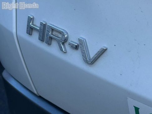 Used 2023 Honda HR-V Sport image 13