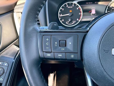 Certified 2023 Nissan Rogue SV w/ SV Premium B Package image 22