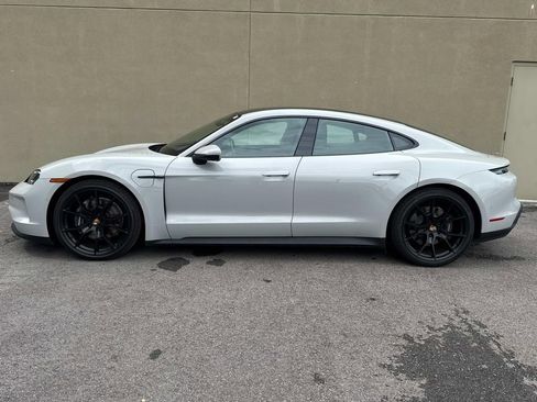 Used 2025 Porsche Taycan image 2
