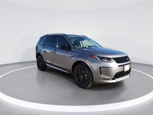 Used 2024 Land Rover Discovery Sport S image 2