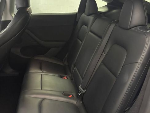 Used 2023 Tesla Model Y AWD image 10