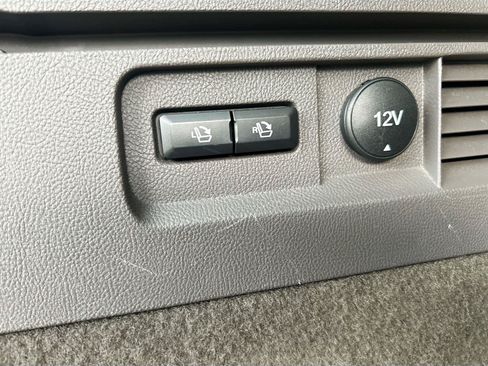 Used 2017 Lincoln MKX Reserve w/ Lincoln MKX Climate Package FWD image 14