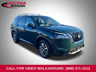 Used 2024 Nissan Pathfinder SL