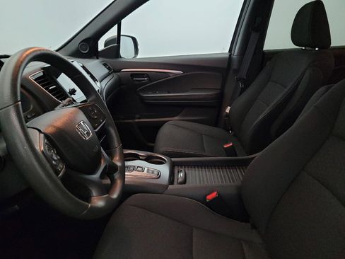 Used 2021 Honda Passport Sport image 17