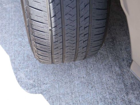 Used 2025 Honda CR-V EX-L image 30