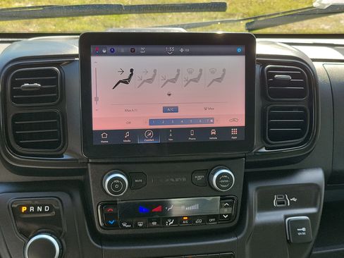 Used 2024 RAM ProMaster 3500 w/ Delivery Van Package image 16