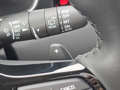 New 2025 Honda Pilot Touring image 37