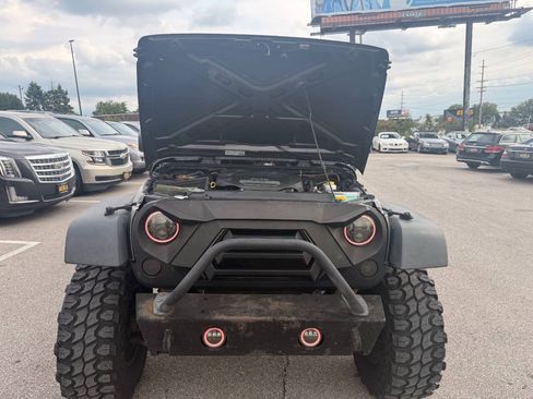 Used 2014 Jeep Wrangler Sport AWD/4WD image 21