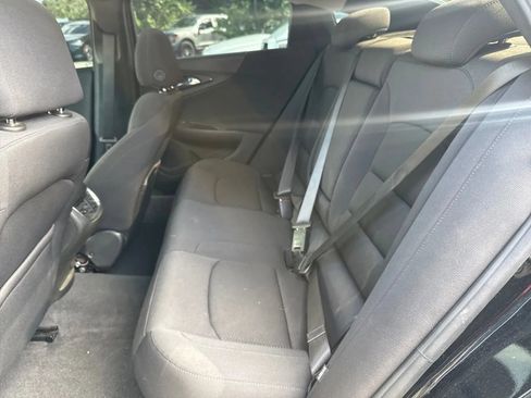 Used 2022 Chevrolet Malibu LT FWD image 13