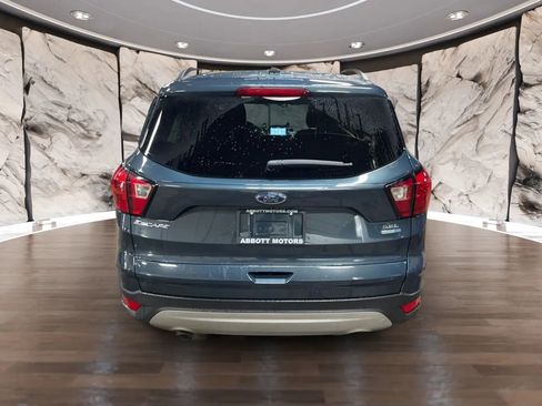 Used 2019 Ford Escape SEL image 8