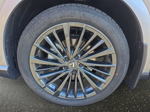 Certified 2024 Lexus RX 350h image 33