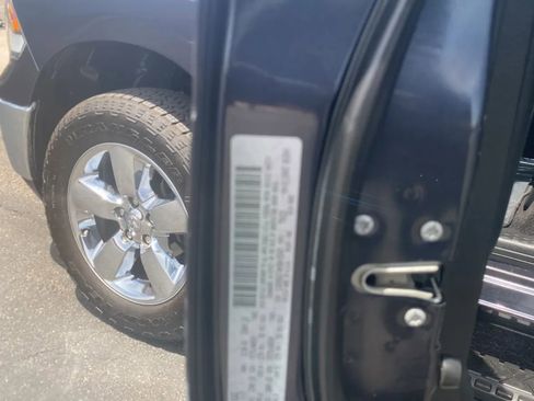Used 2017 RAM 1500 Big Horn RWD image 23