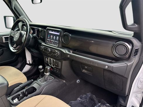 Used 2020 Jeep Wrangler Unlimited Sport AWD/4WD image 28