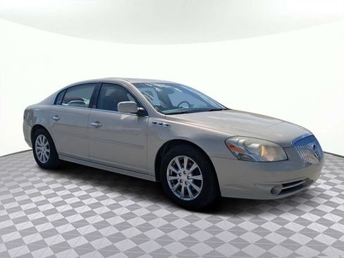Used 2011 Buick Lucerne CXL w/ Driver Confidence Package image 2
