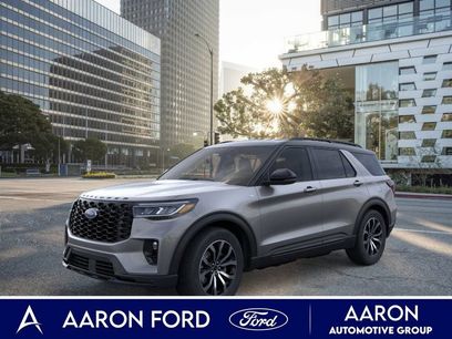 New 2025 Ford Explorer ST-Line w/ Premium Package