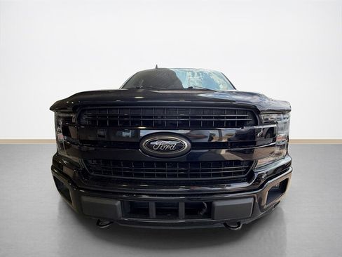 Used 2018 Ford F150 Lariat w/ Equipment Group 502A Luxury AWD/4WD image 9
