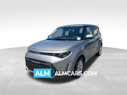 Used 2025 Kia Soul LX w/ LX Technology Package