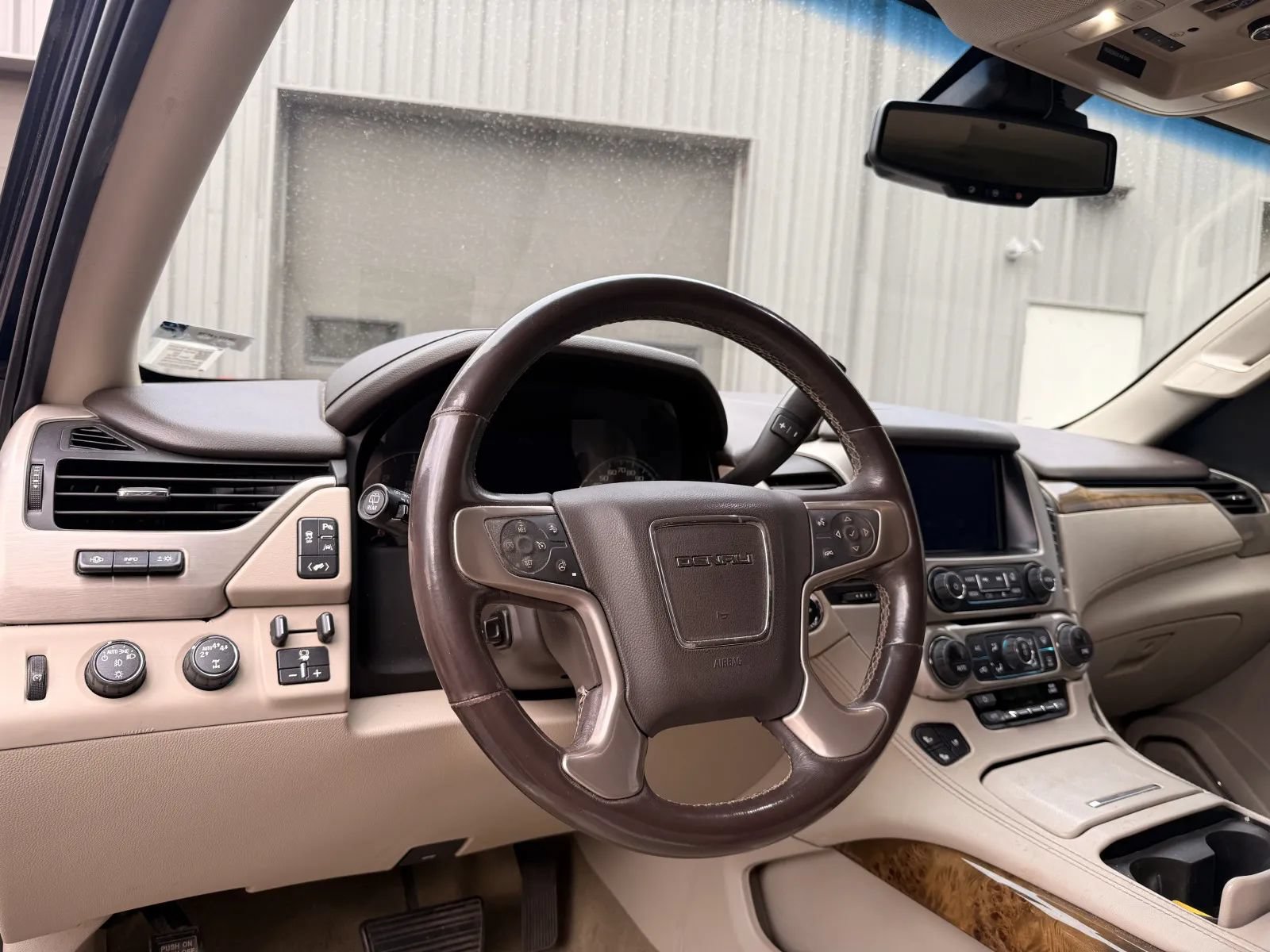Used 2017 GMC Yukon Denali w/ Open Road Package AWD/4WD image 7