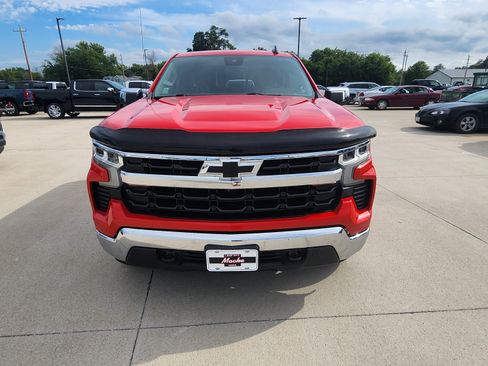 Used 2022 Chevrolet Silverado 1500 LT w/ All Star Edition Plus AWD/4WD image 2
