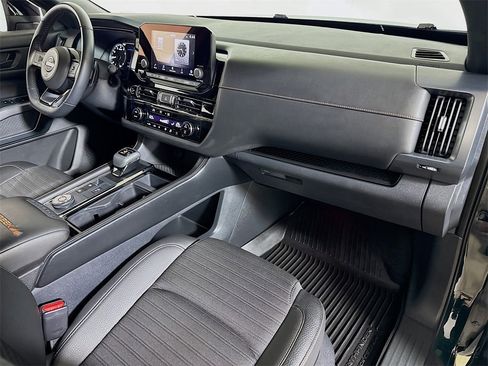 Used 2023 Nissan Pathfinder Rock Creek image 27