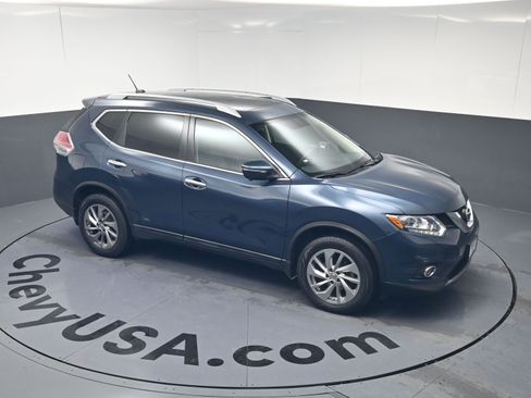 Used 2015 Nissan Rogue SL w/ SL Premium Package image 33