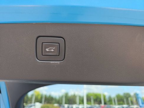 Used 2025 Buick Envista Sport Touring w/ Convenience I Package FWD image 14