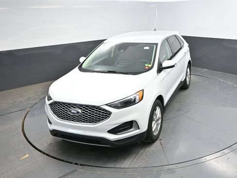 Used 2024 Ford Edge SEL AWD/4WD image 27