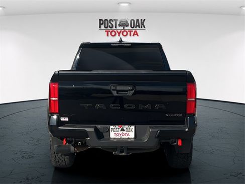 Used 2024 Toyota Tacoma TRD Sport image 6