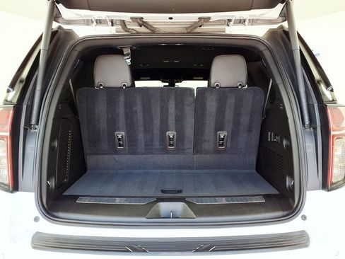 Used 2021 Chevrolet Tahoe RST w/ Luxury Package image 10