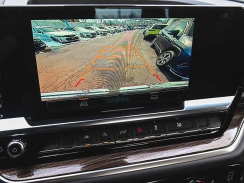 Used 2024 GMC Sierra 1500 Elevation image 18