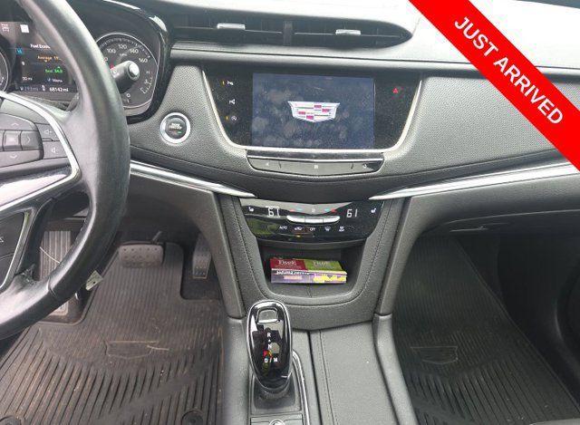 Used 2021 Cadillac XT5 Premium Luxury AWD/4WD image 8
