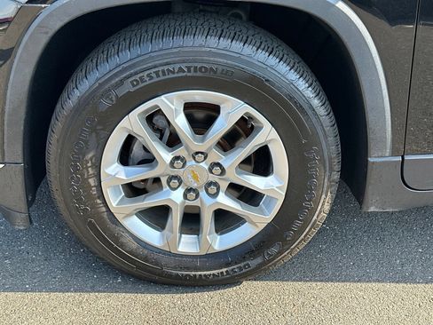 Used 2019 Chevrolet Traverse LT AWD/4WD image 9